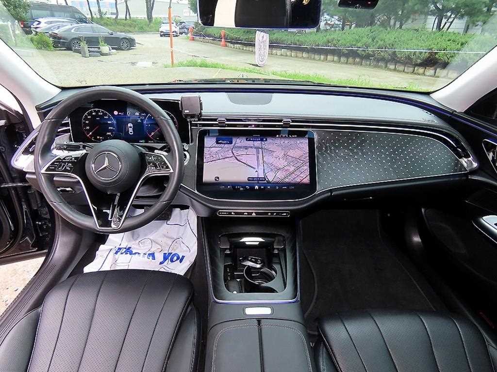 벤츠 E 클래스 E-클래스 W214 E220d 4MATIC 익스클루시브 이미지 7
