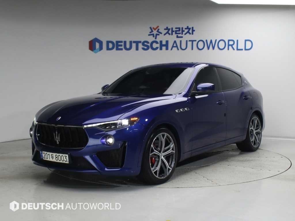 마세라티 르반떼 3.8 GTS AWD 이미지 2