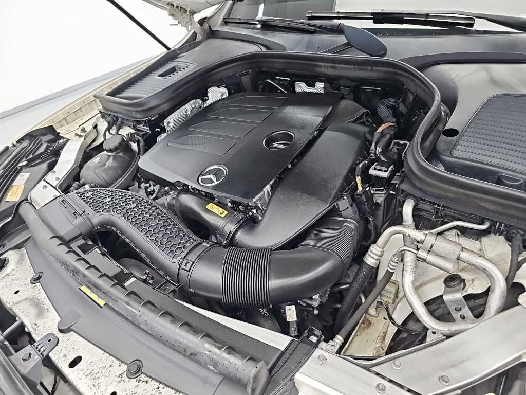 벤츠 GLC 클래스 GLC클래스 X253 GLC 300 4MATIC 쿠페 이미지 5