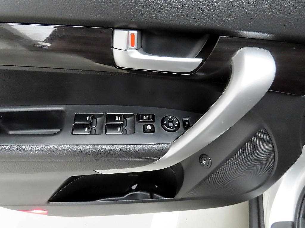 기아 쏘렌토 쏘렌토 R 디젤 2WD 2.0 TLX 최고급형 이미지 11