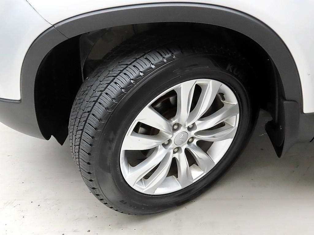 기아 쏘렌토 쏘렌토 R 디젤 2WD 2.0 TLX 최고급형 이미지 19