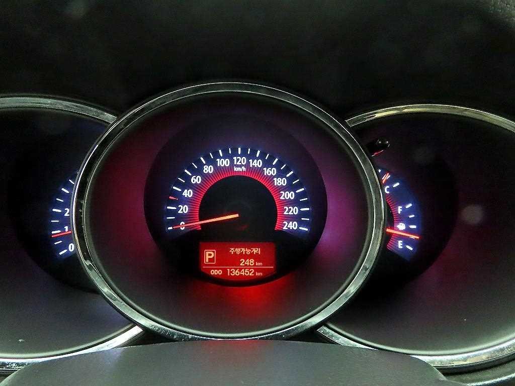 기아 쏘렌토 쏘렌토 R 디젤 2WD 2.0 TLX 최고급형 이미지 6