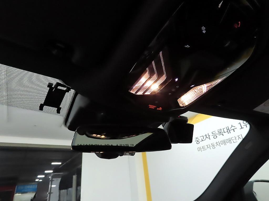 BMW 5시리즈 5시리즈 (G60) 530i xDrive M 스포츠 프로 스페셜 에디션 이미지 17