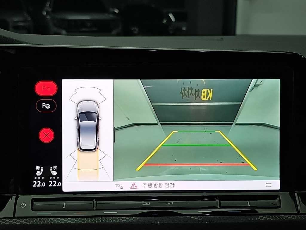 폭스바겐 골프 골프 8세대 2.0 GTI 이미지 16
