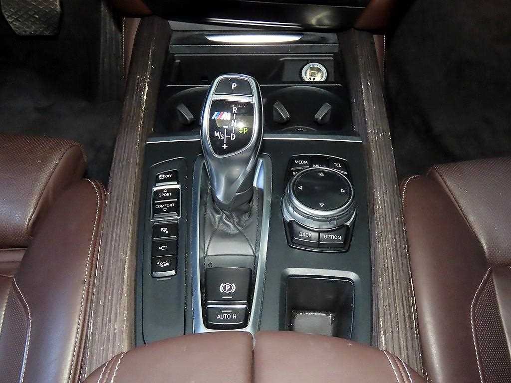 BMW X5 X5 (F15) xDrive M50d 이미지 12