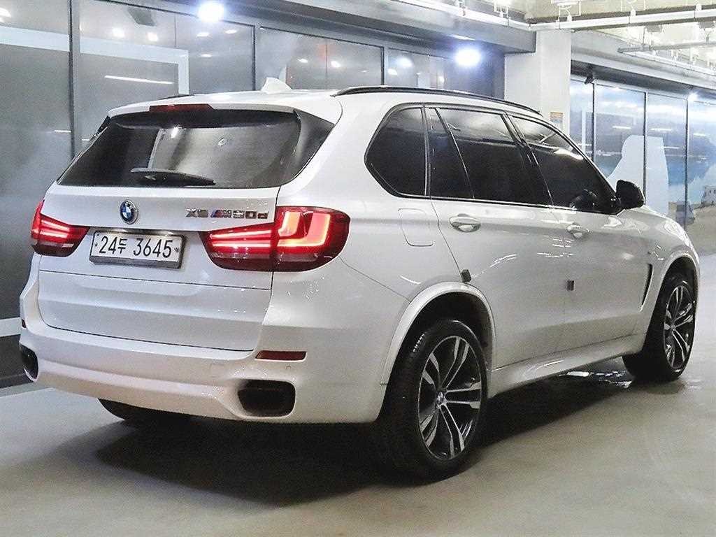 BMW X5 X5 (F15) xDrive M50d 이미지 4