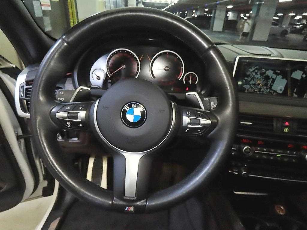 BMW X5 X5 (F15) xDrive M50d 이미지 8