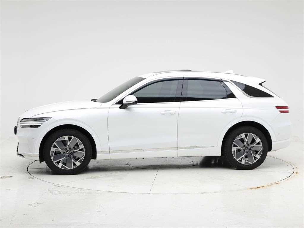 제네시스 GV70 일렉트리파이드 GV70 e-AWD 이미지 3