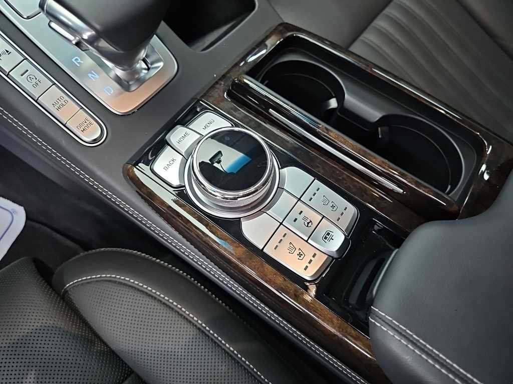 제네시스 G90 3.8 GDI AWD 프리미엄 럭셔리 이미지 17