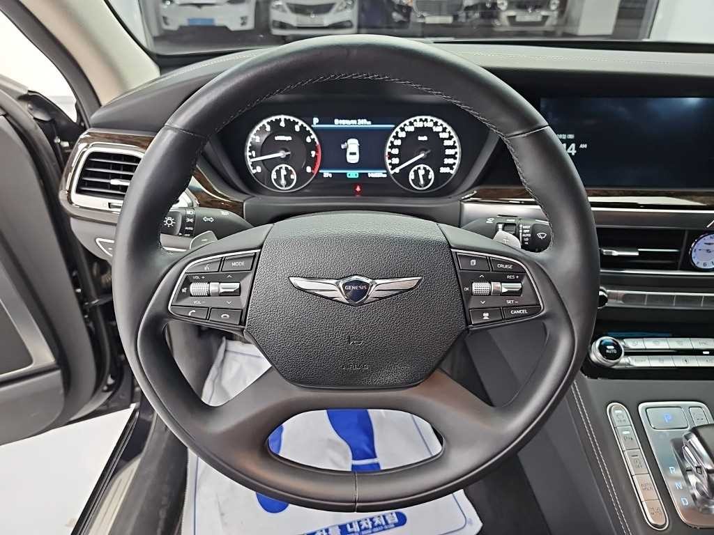 제네시스 G90 3.8 GDI AWD 프리미엄 럭셔리 이미지 9