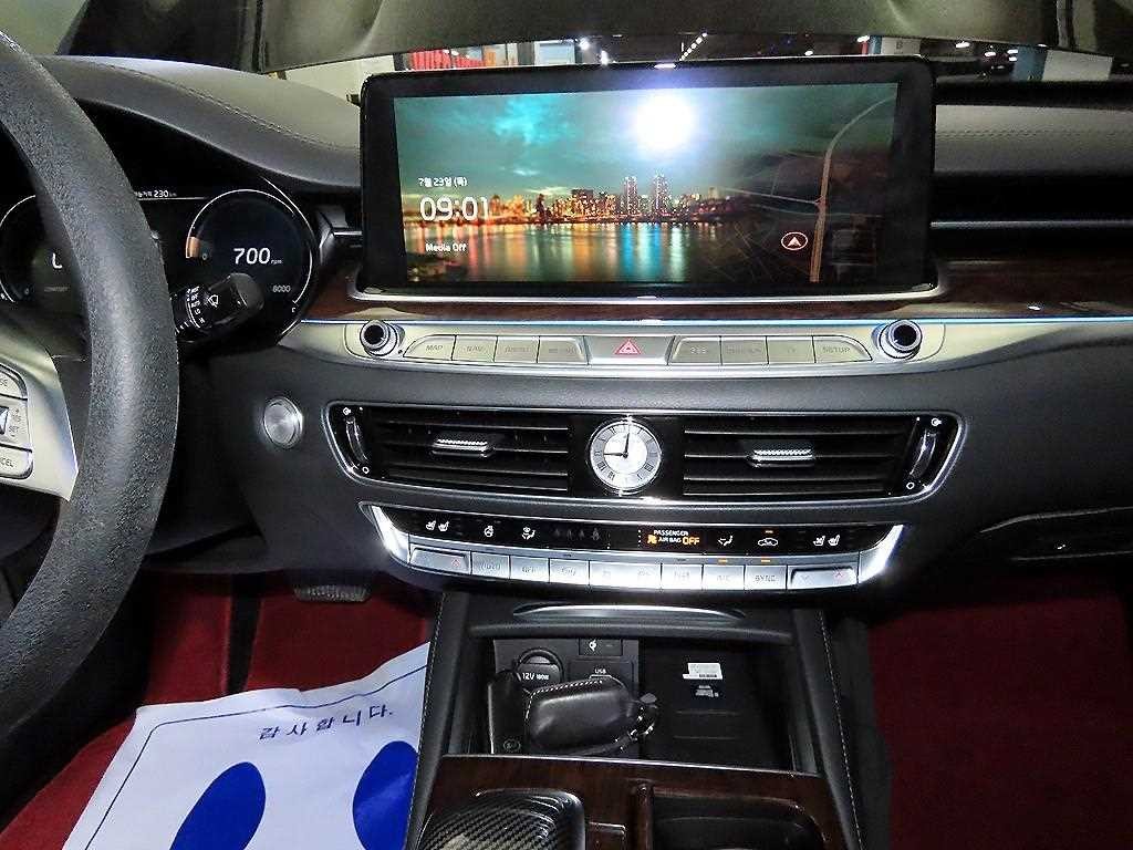 기아 K9 더 K9 3.8 GDI AWD 플래티넘Ⅲ 이미지 11