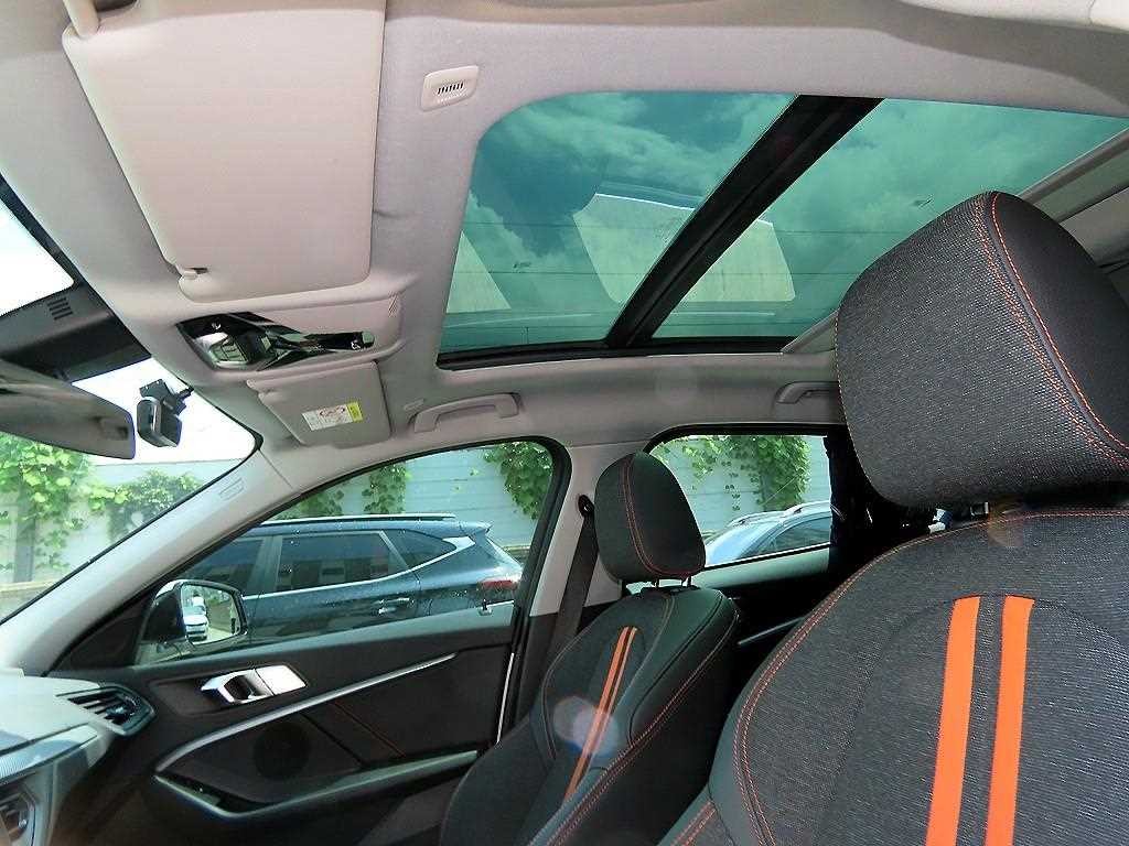 BMW 1시리즈 1시리즈 (F40) 118d 조이 이미지 16