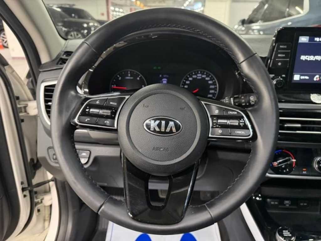 기아 셀토스 디젤 1.6 2WD 프레스티지 이미지 8