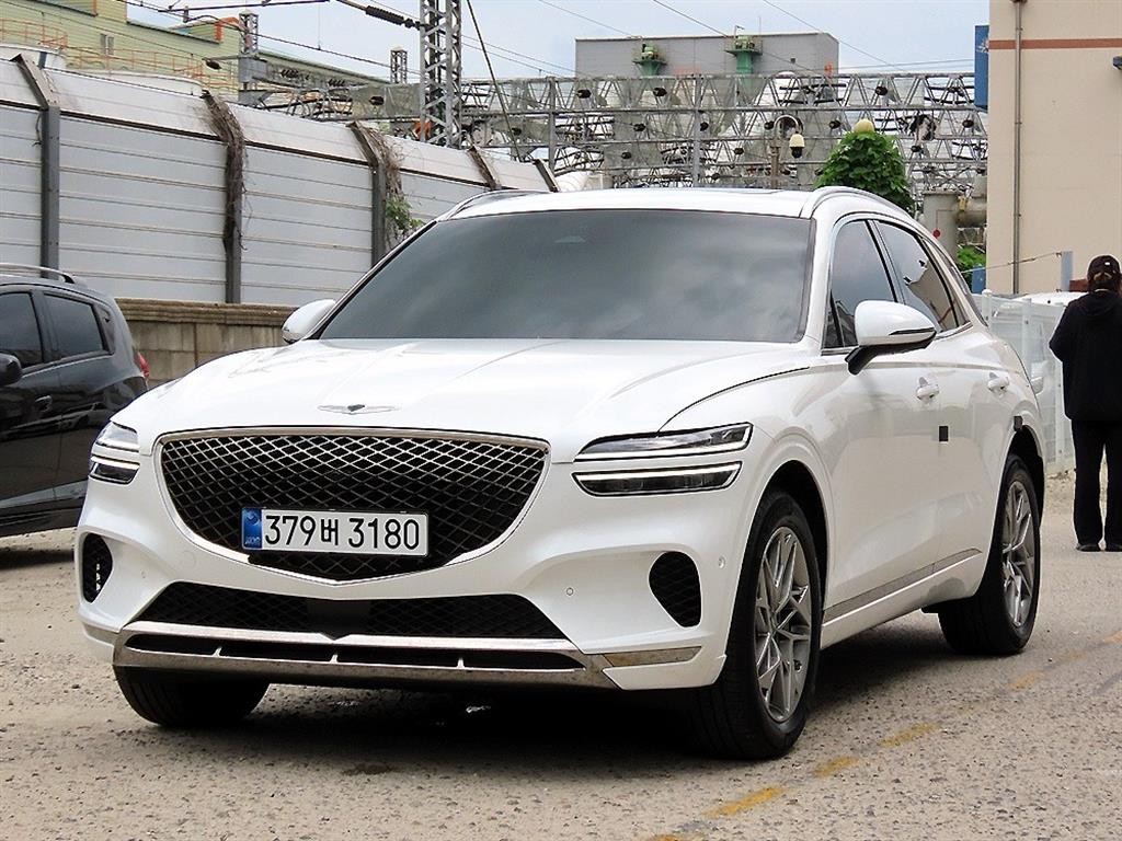 제네시스 GV70 2.5T 가솔린 2WD 기본형 이미지 2
