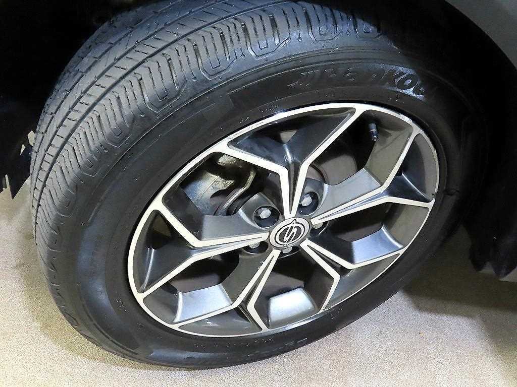 KG모빌리티(쌍용) 코란도 뷰티풀코란도 2WD 가솔린 1.5 C5 플러스 이미지 20
