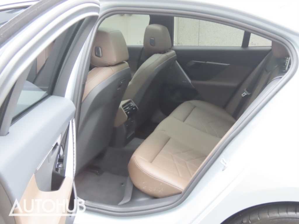 BMW 5시리즈 5시리즈 (G60) 523d M 스포츠 이미지 15