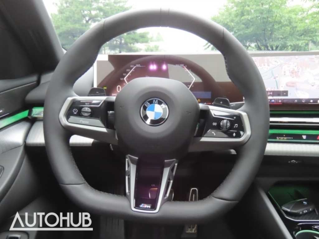 BMW 5시리즈 5시리즈 (G60) 523d M 스포츠 이미지 17