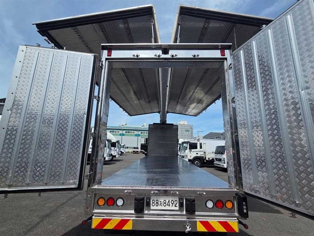 중대형화물 탑차/윙바디 윙바디 5.5톤이상 냉동윙바디 이미지 8