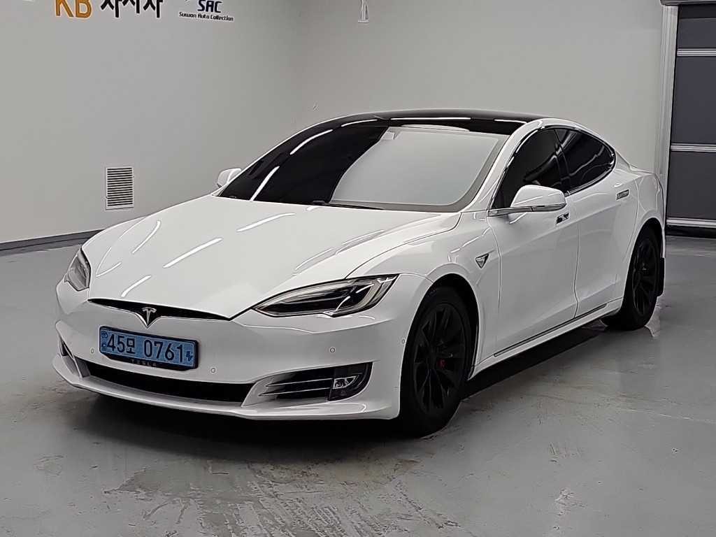 테슬라 모델 S 롱 레인지 이미지 2