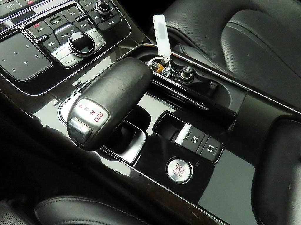 아우디 A8 뉴A8 3.0 TDI 콰트로 LWB 이미지 10