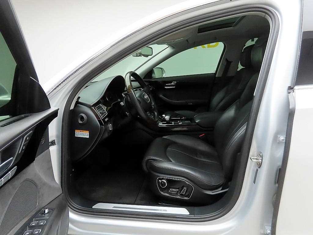 아우디 A8 뉴A8 3.0 TDI 콰트로 LWB 이미지 12