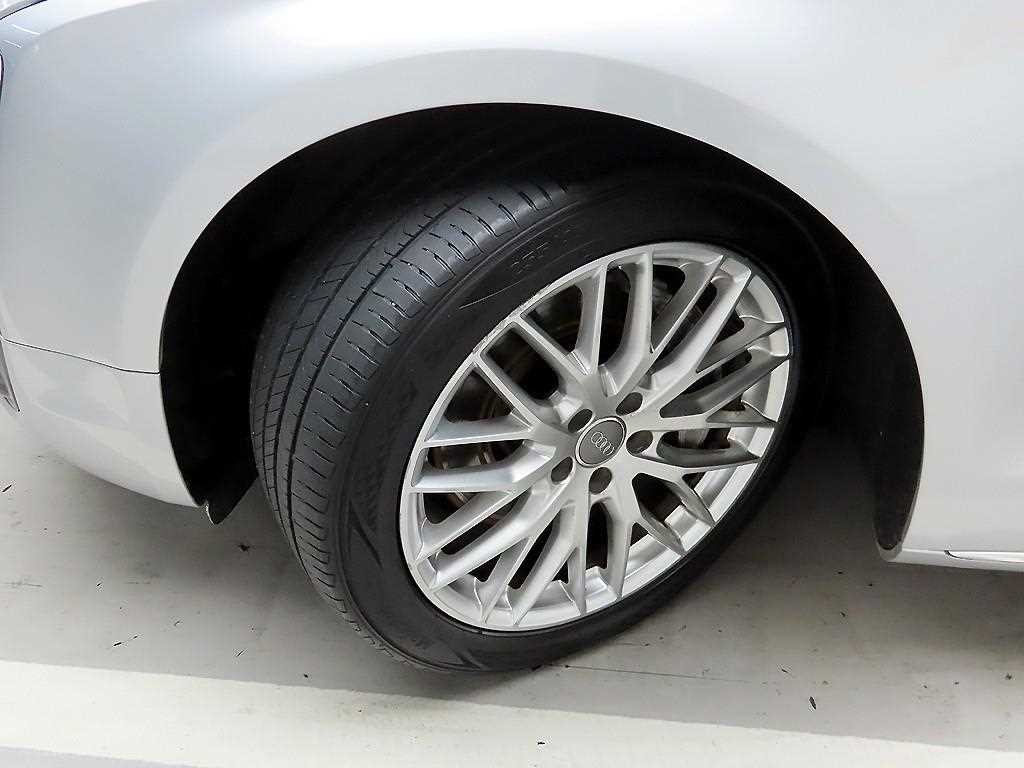 아우디 A8 뉴A8 3.0 TDI 콰트로 LWB 이미지 19