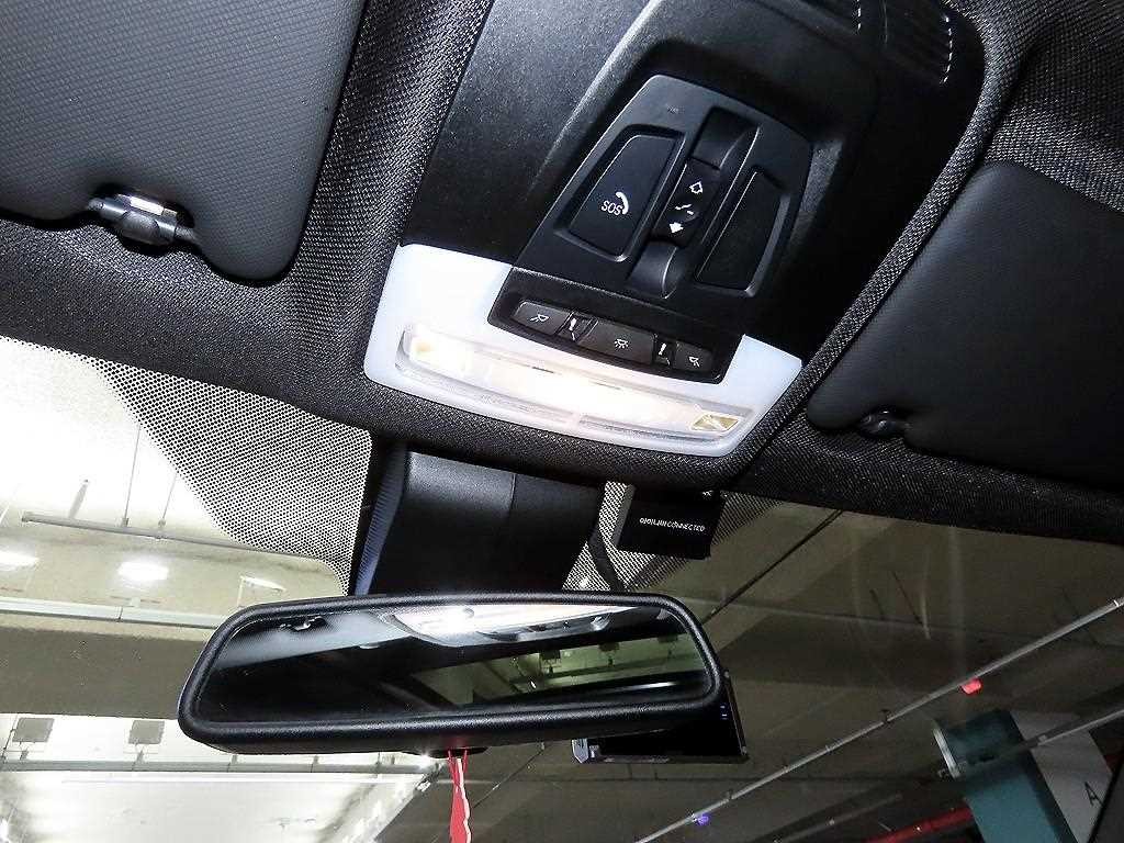 BMW 3시리즈 3시리즈 (F30) 320d 투어링 M 스포츠 쉐도우 이미지 15