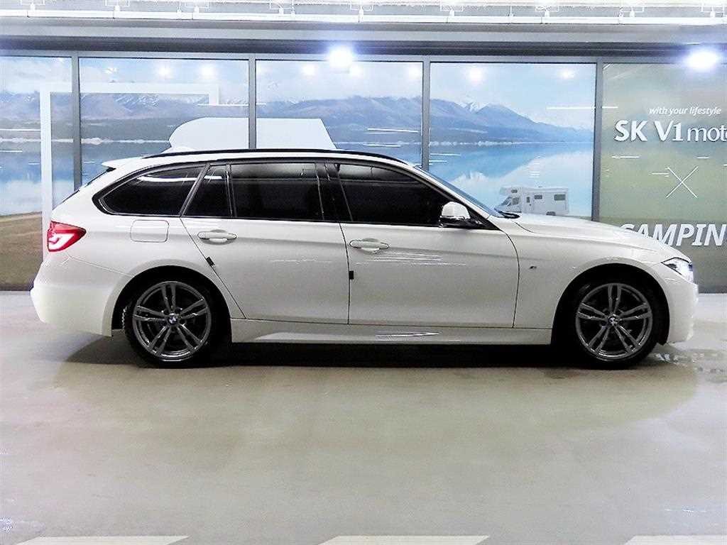 BMW 3시리즈 3시리즈 (F30) 320d 투어링 M 스포츠 쉐도우 이미지 3