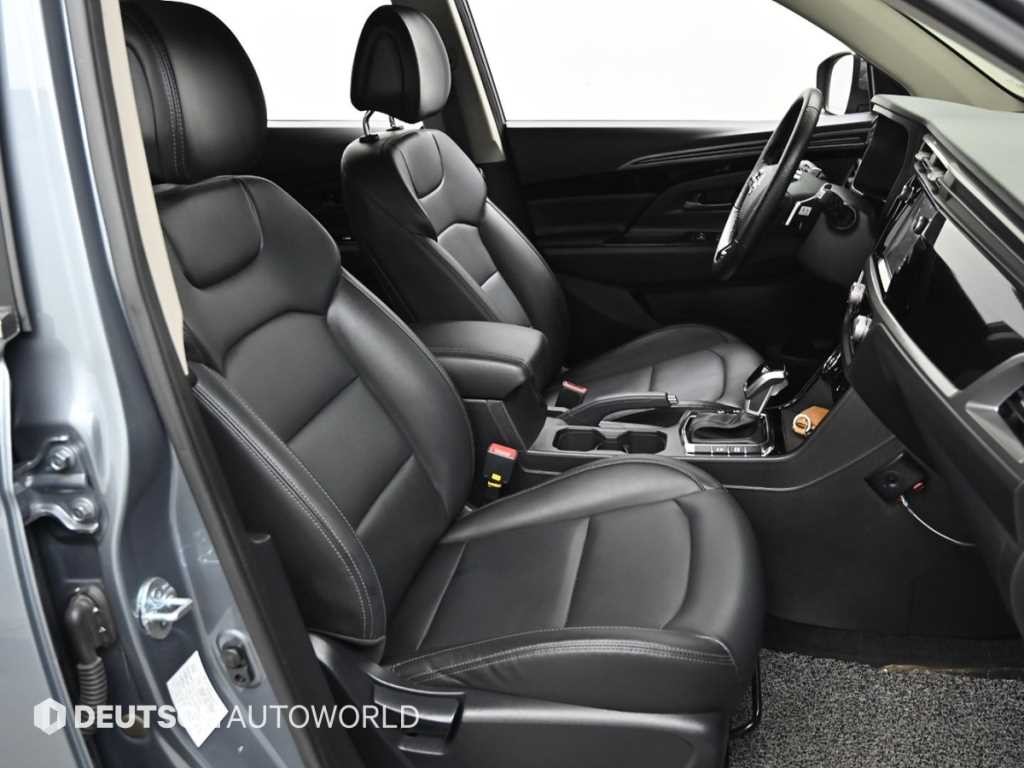 KG모빌리티(쌍용) 코란도 뷰티풀코란도 2WD 가솔린 1.5 C5 플러스 이미지 10