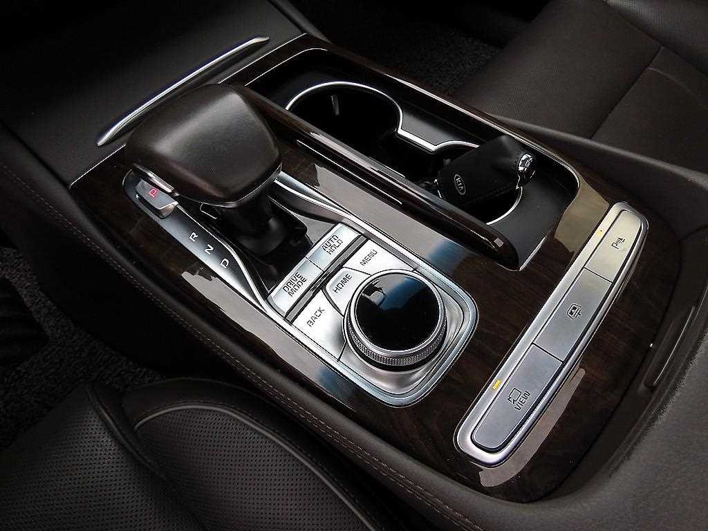 기아 K9 더 K9 3.8 GDI AWD 플래티넘Ⅱ 이미지 10