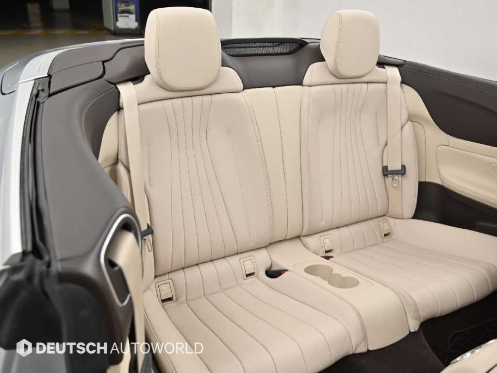 벤츠 E 클래스 E-클래스 W213 E220d 카브리올레 이미지 12