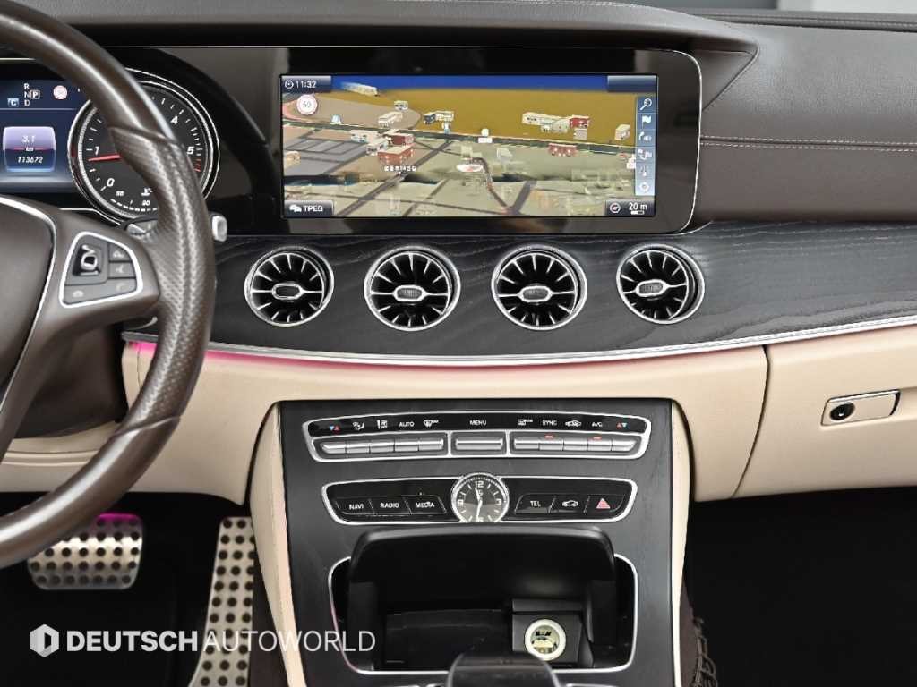 벤츠 E 클래스 E-클래스 W213 E220d 카브리올레 이미지 14
