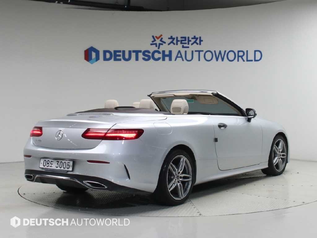 벤츠 E 클래스 E-클래스 W213 E220d 카브리올레 이미지 2