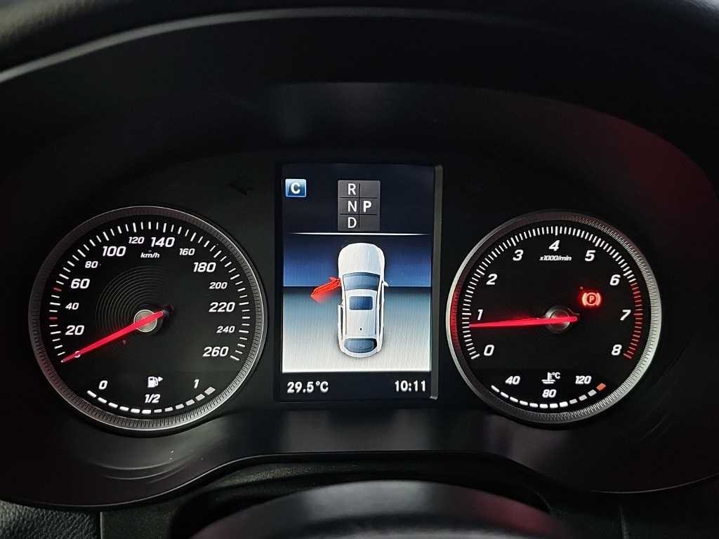 벤츠 GLC 클래스 GLC클래스 X253 GLC 300 4MATIC 쿠페 이미지 6