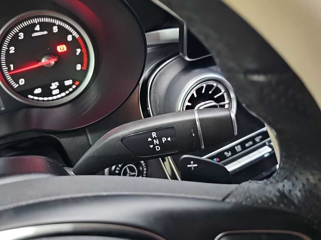 벤츠 GLC 클래스 GLC클래스 X253 GLC 300 4MATIC 쿠페 이미지 8