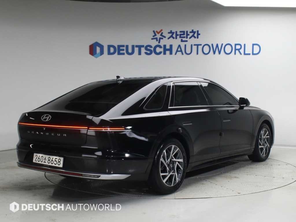현대 그랜저 그랜저 (GN7) 가솔린 2.5 2WD 프리미엄 이미지 2