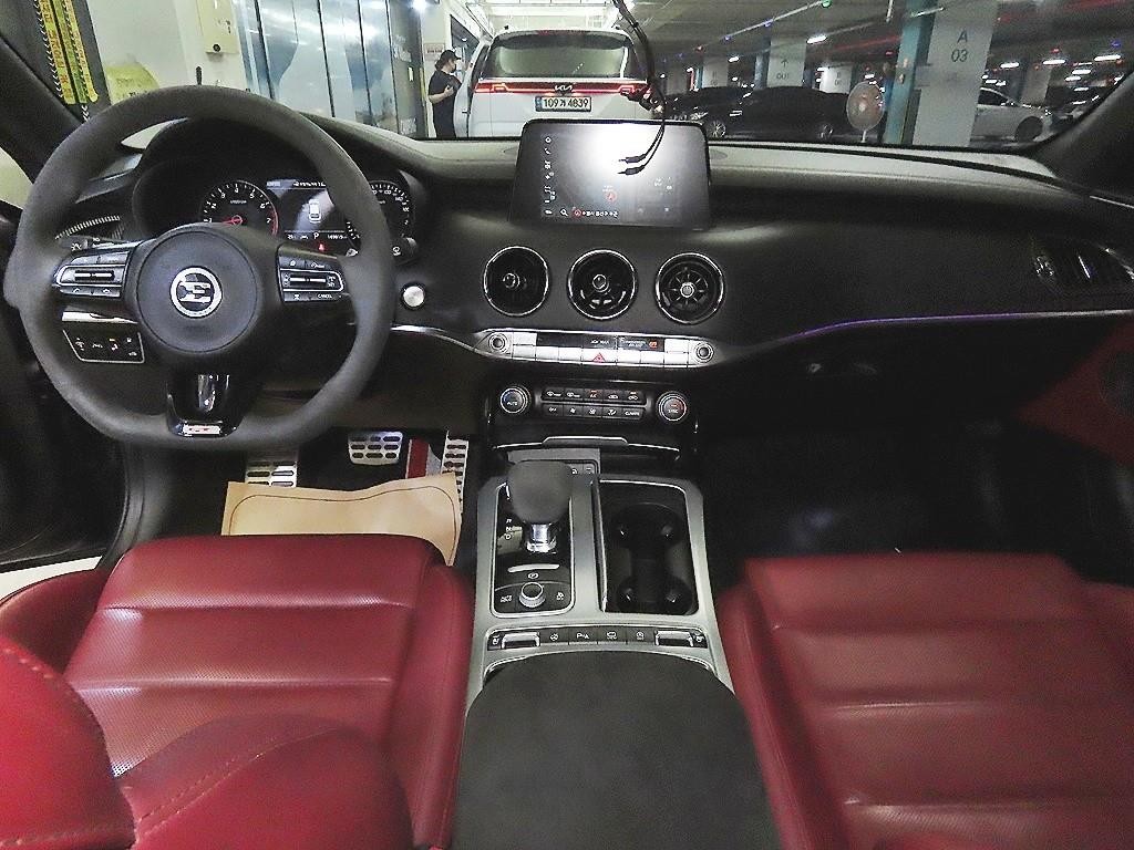 기아 스팅어 가솔린 3.3 터보 AWD GT 이미지 10