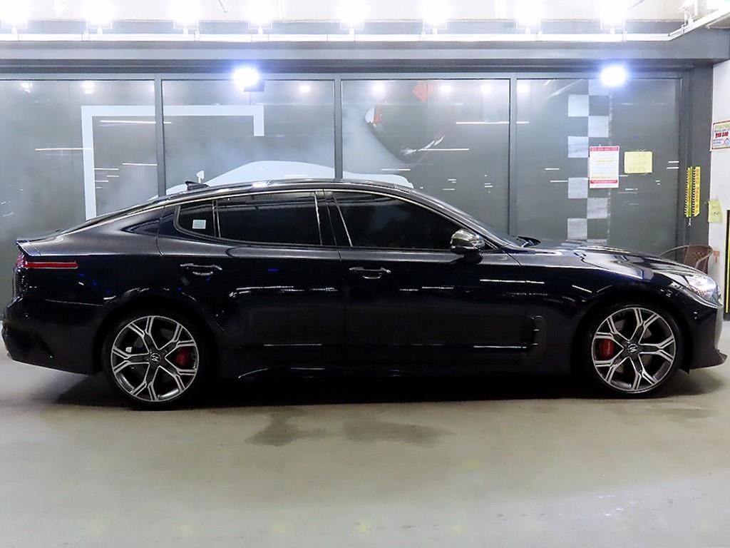 기아 스팅어 가솔린 3.3 터보 AWD GT 이미지 3