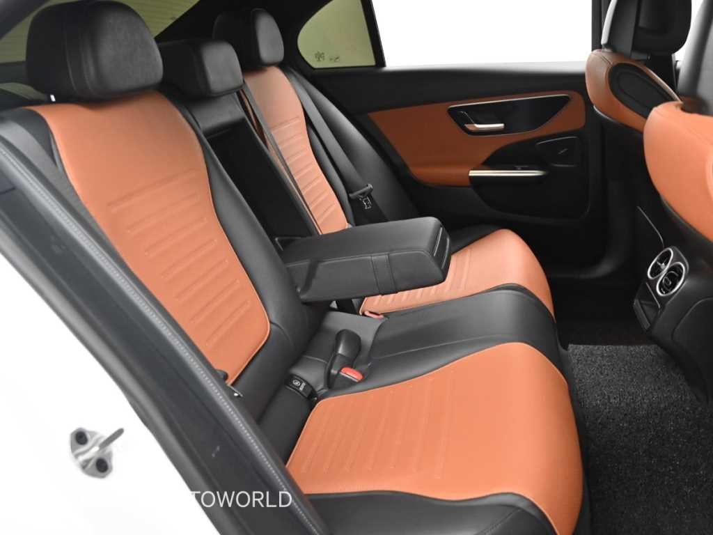 벤츠 C 클래스 C클래스 W206 C300 AMG 라인 이미지 12