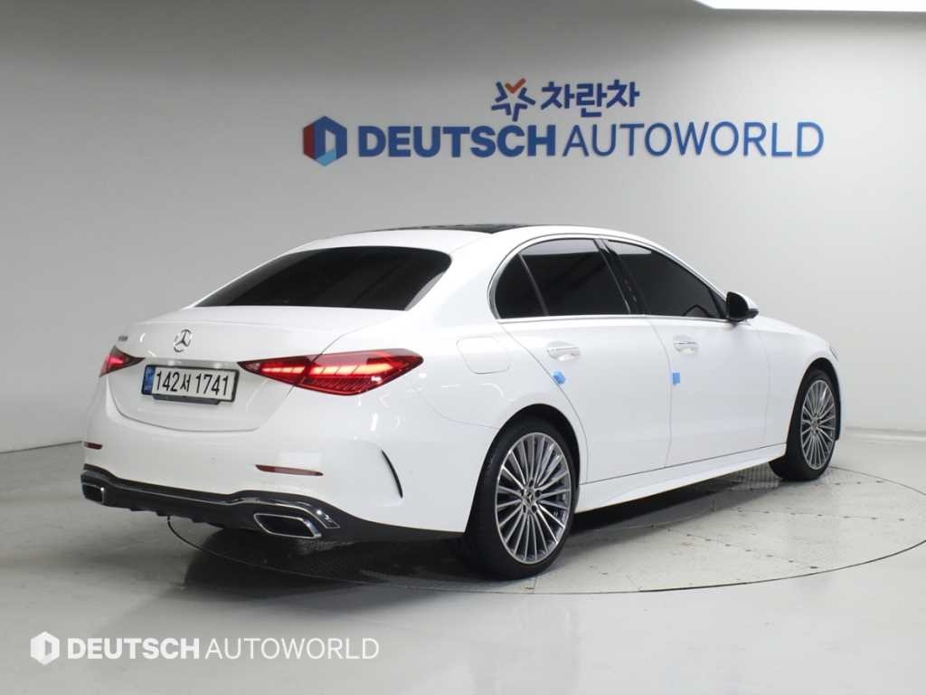 벤츠 C 클래스 C클래스 W206 C300 AMG 라인 이미지 2