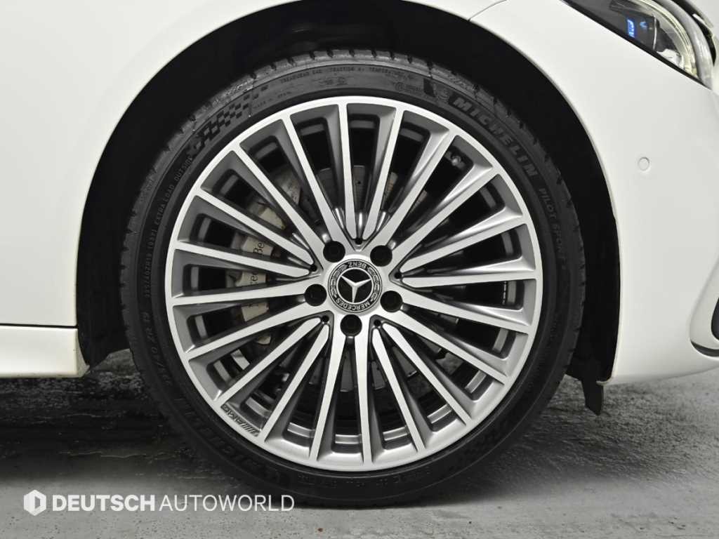 벤츠 C 클래스 C클래스 W206 C300 AMG 라인 이미지 5