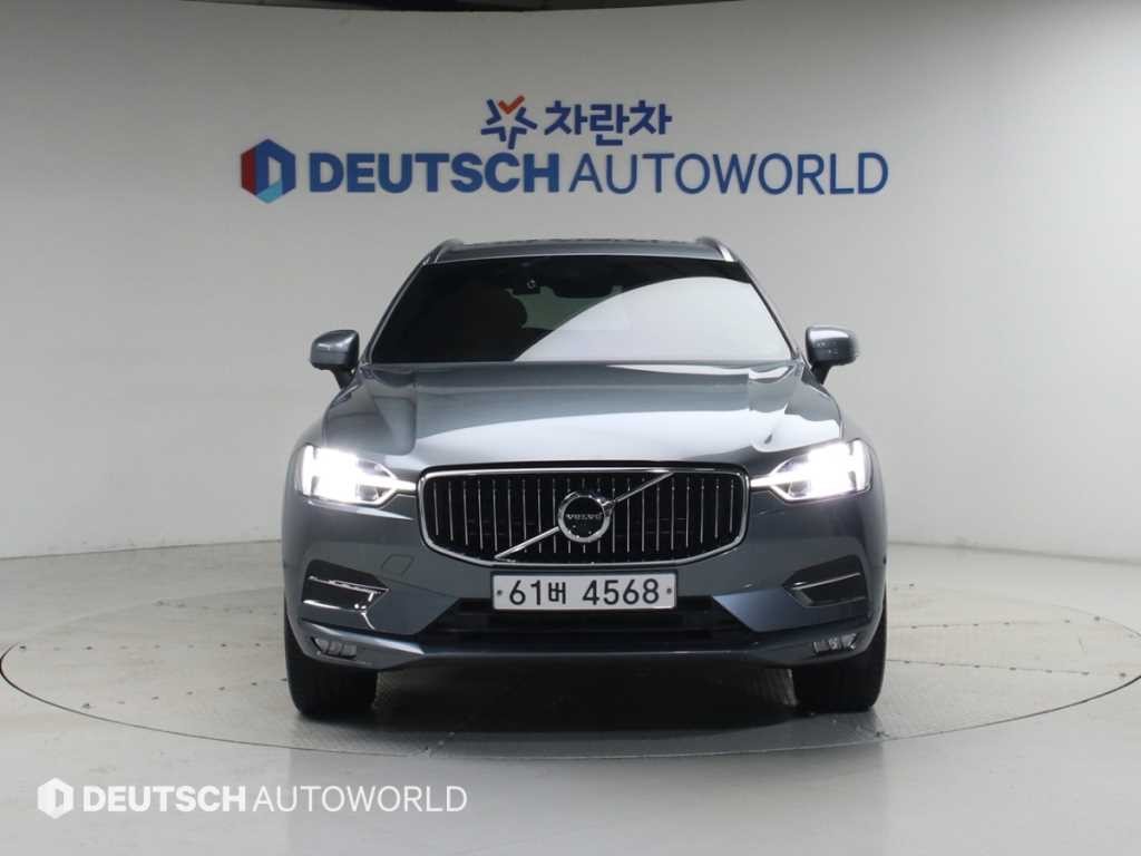 볼보 XC60 XC60(2세대) D4 AWD 인스크립션 이미지 3