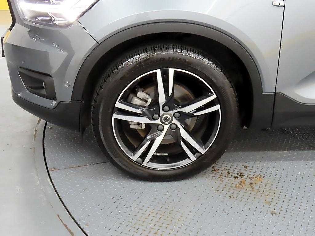 볼보 XC40 T4 4WD R-디자인 이미지 20