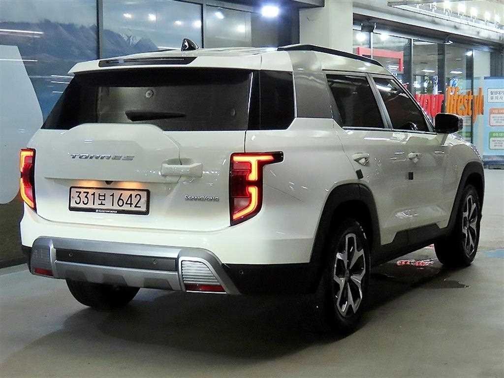 KG모빌리티(쌍용) 토레스 1.5 GDI-T 2WD T7 이미지 4