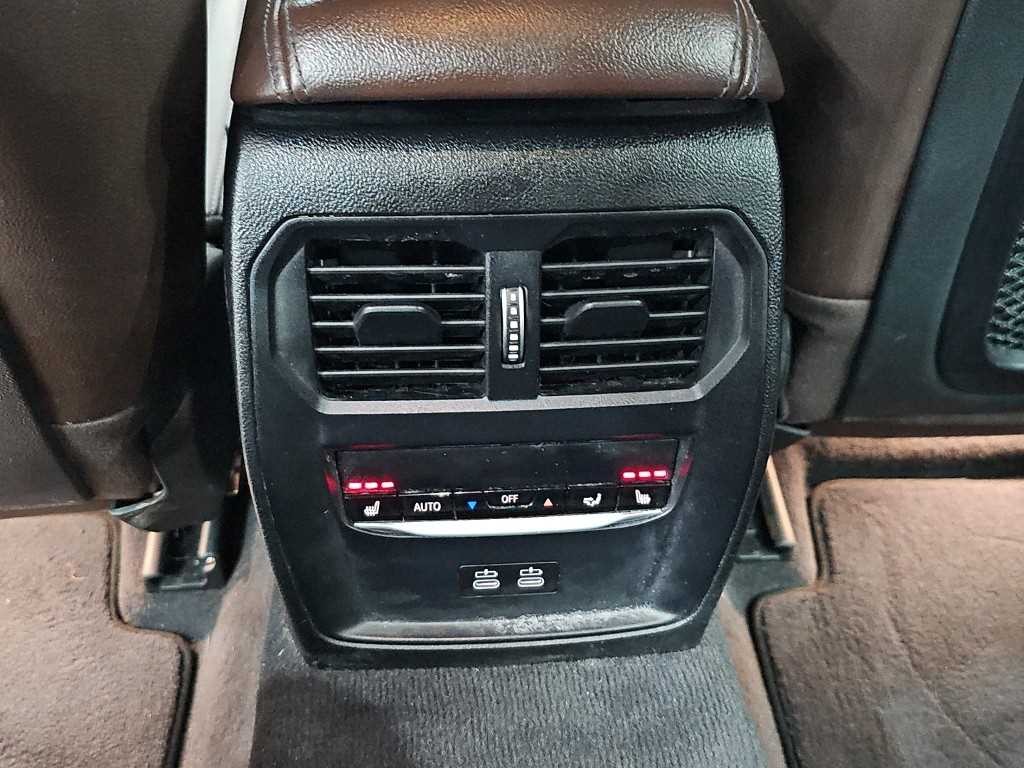 BMW 3시리즈 3시리즈 (G20) 330e M 스포츠 이미지 13