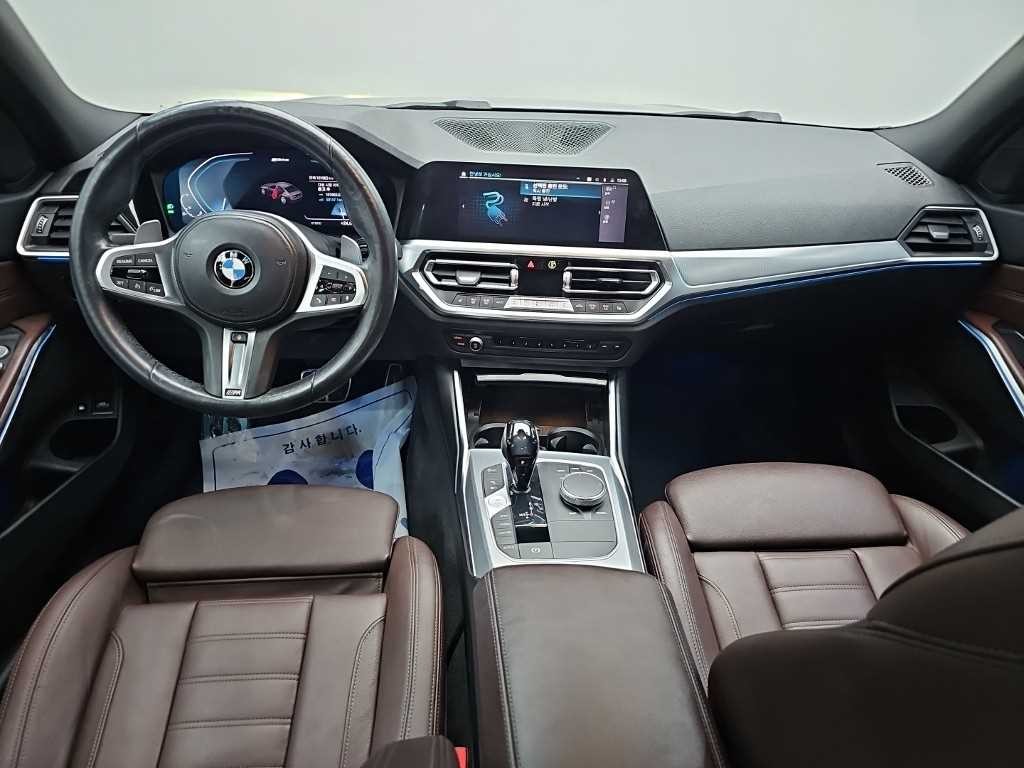 BMW 3시리즈 3시리즈 (G20) 330e M 스포츠 이미지 7