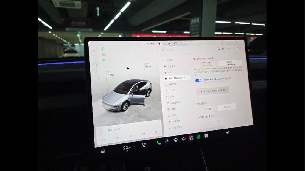 테슬라 모델 Y 롱 레인지 이미지 12