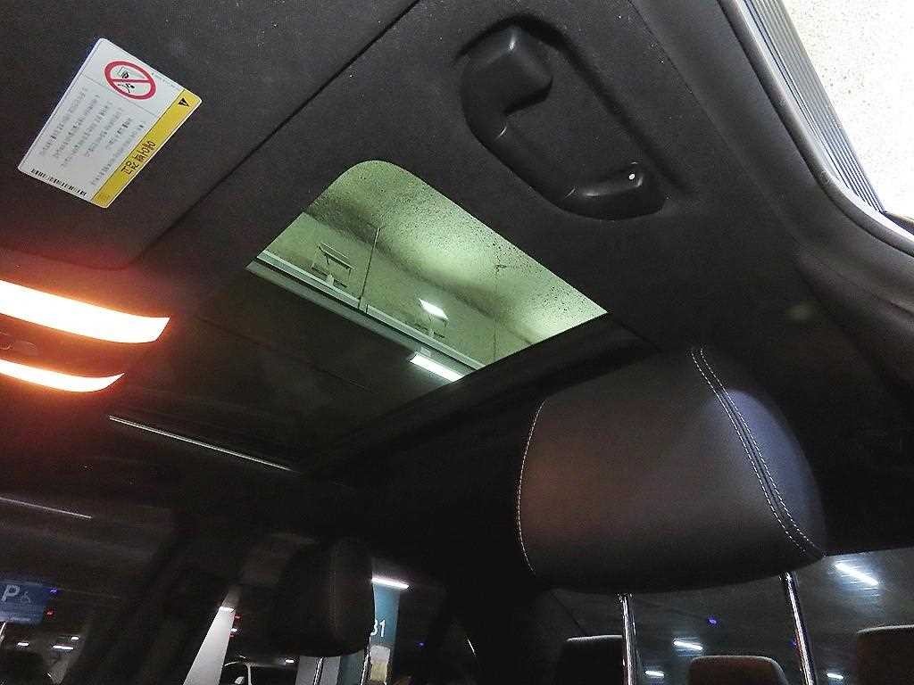 벤츠 E 클래스 E-클래스 W212 E220 블루텍 아방가르드 이미지 18