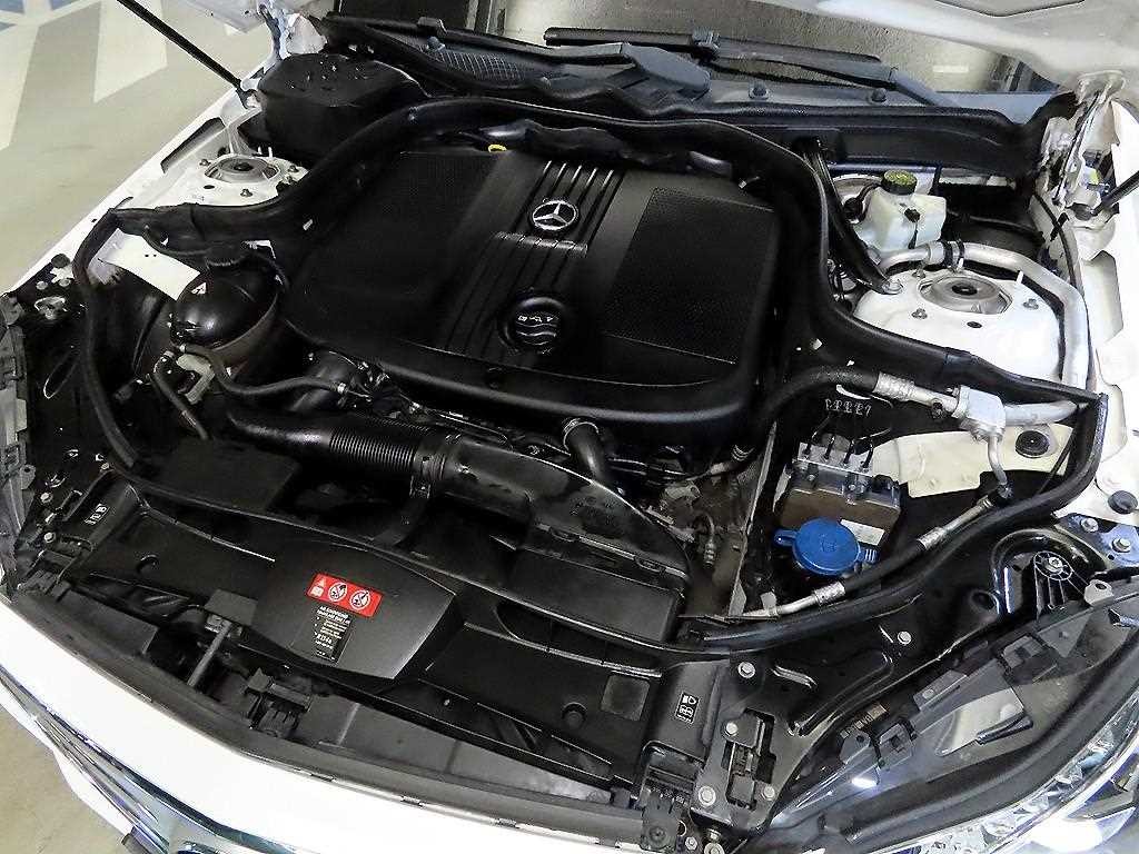벤츠 E 클래스 E-클래스 W212 E220 블루텍 아방가르드 이미지 19