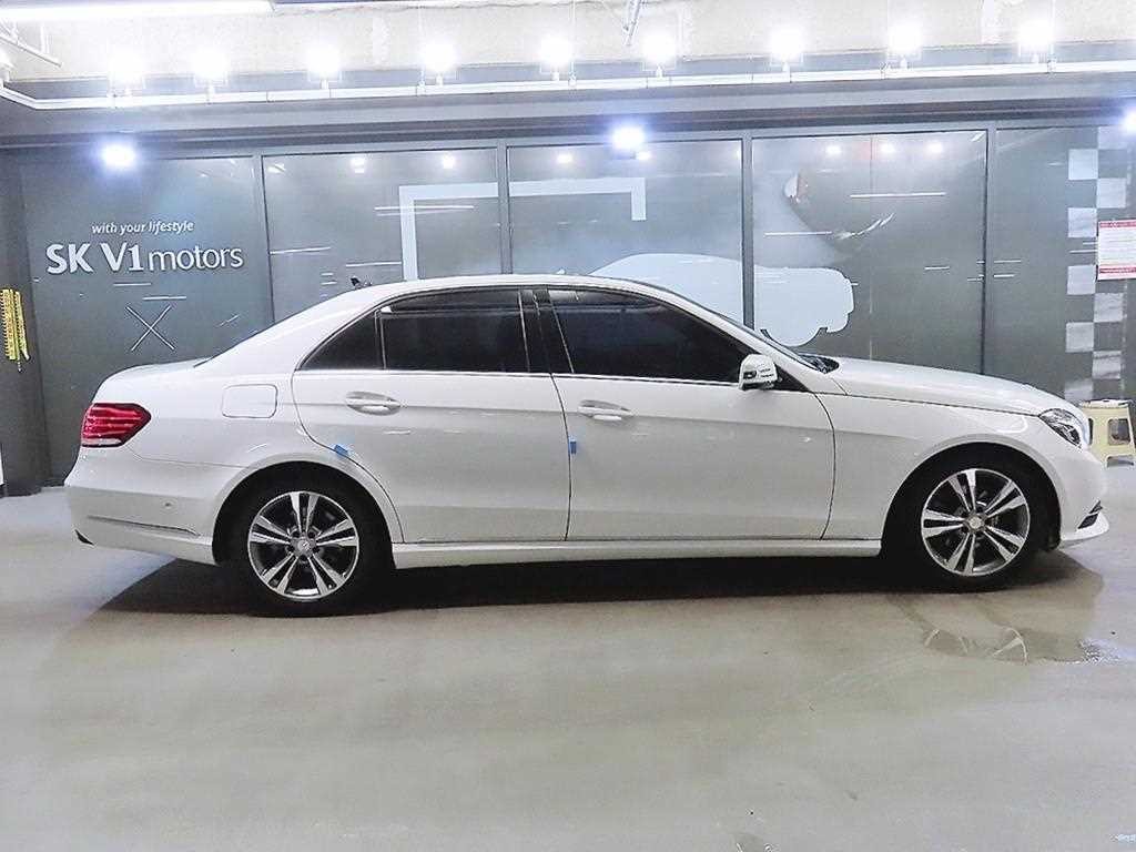 벤츠 E 클래스 E-클래스 W212 E220 블루텍 아방가르드 이미지 3